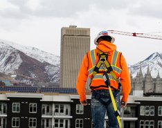 Man in safety gear/Diversified Fall Protection